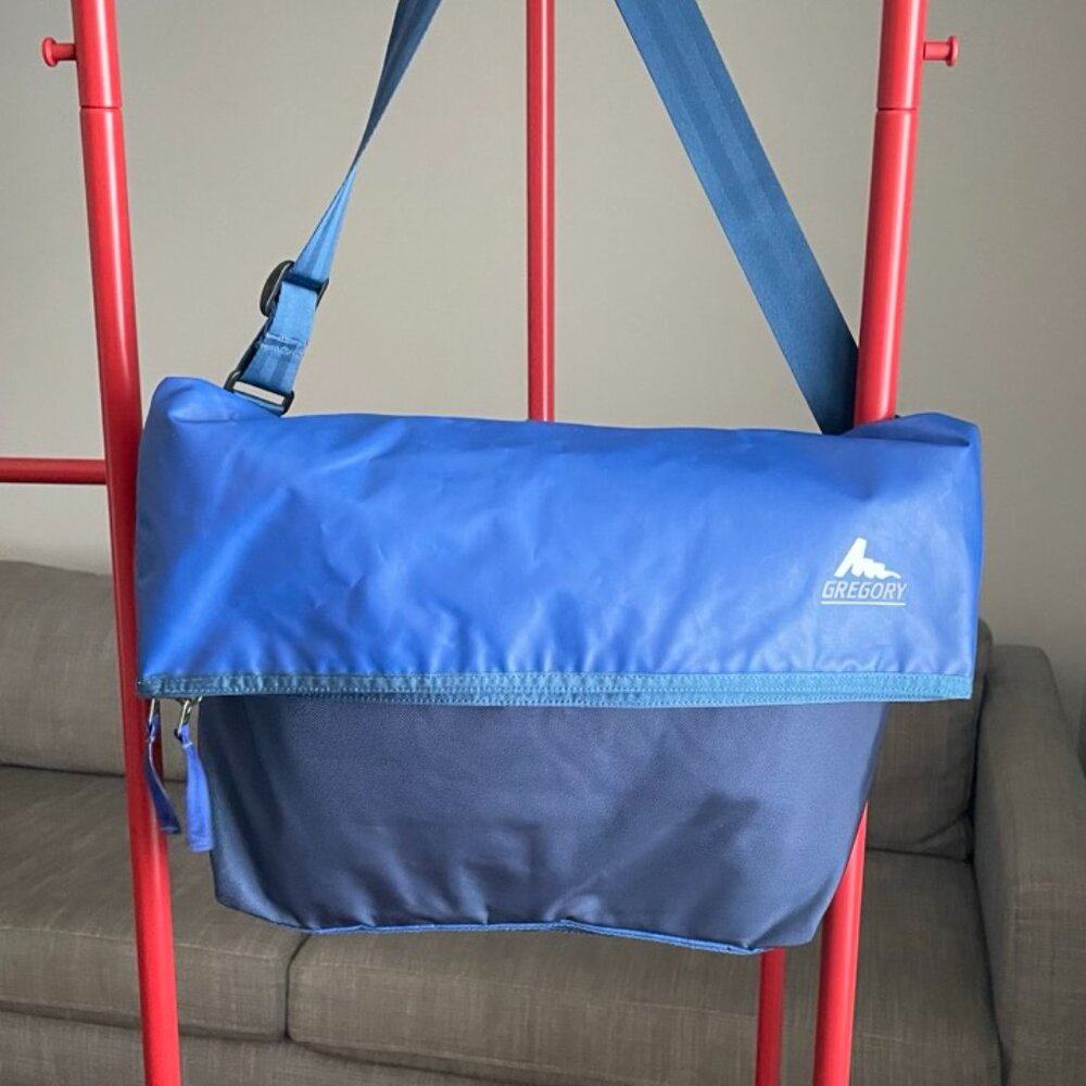 Gregory Flip Messenger Bag - Blue